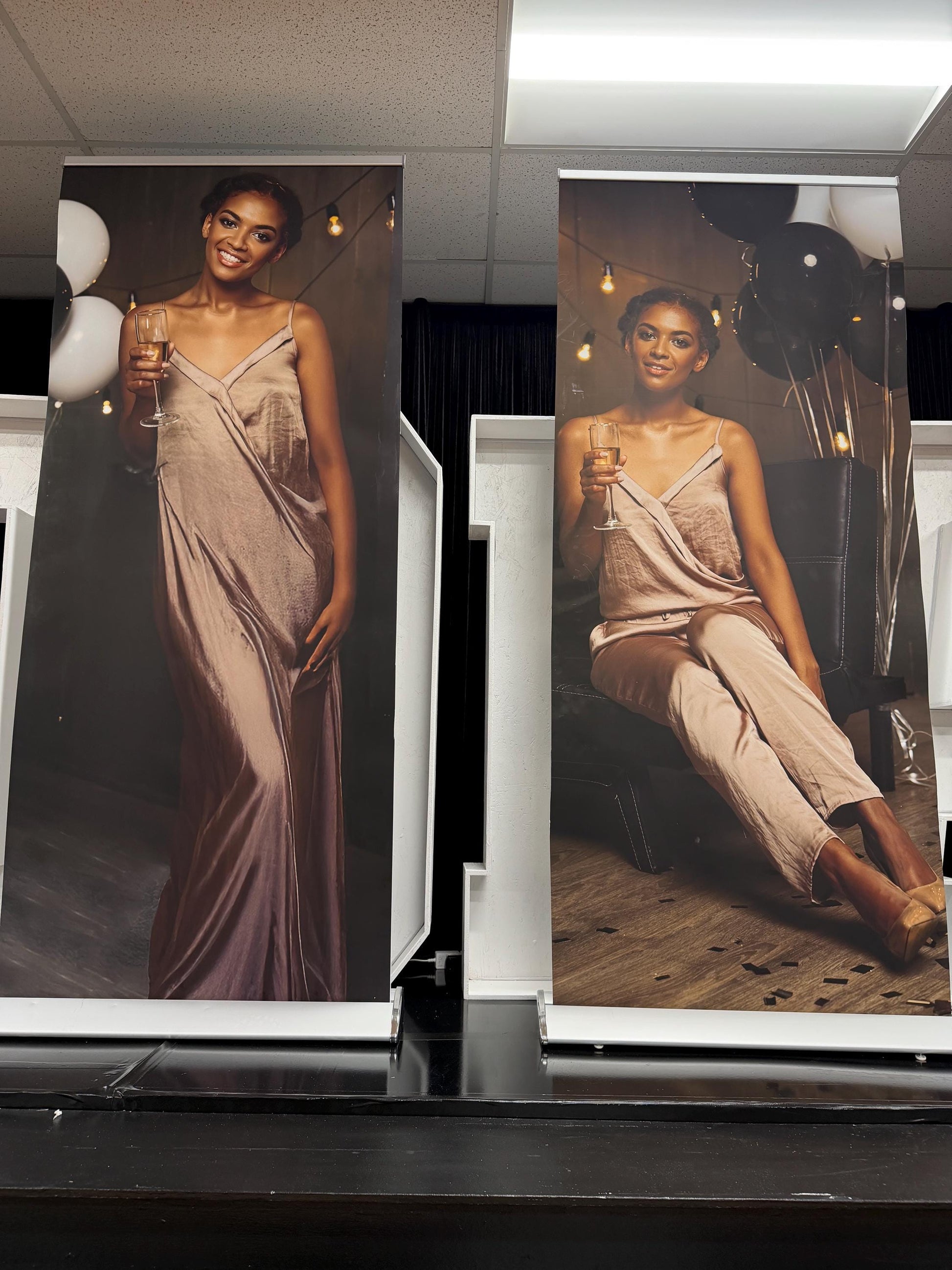 2 High quality Customizable Retractable Banners, Event Photos Banners, Roll Up Banners, Comes with the Stand, Birthday. Free Shipping.